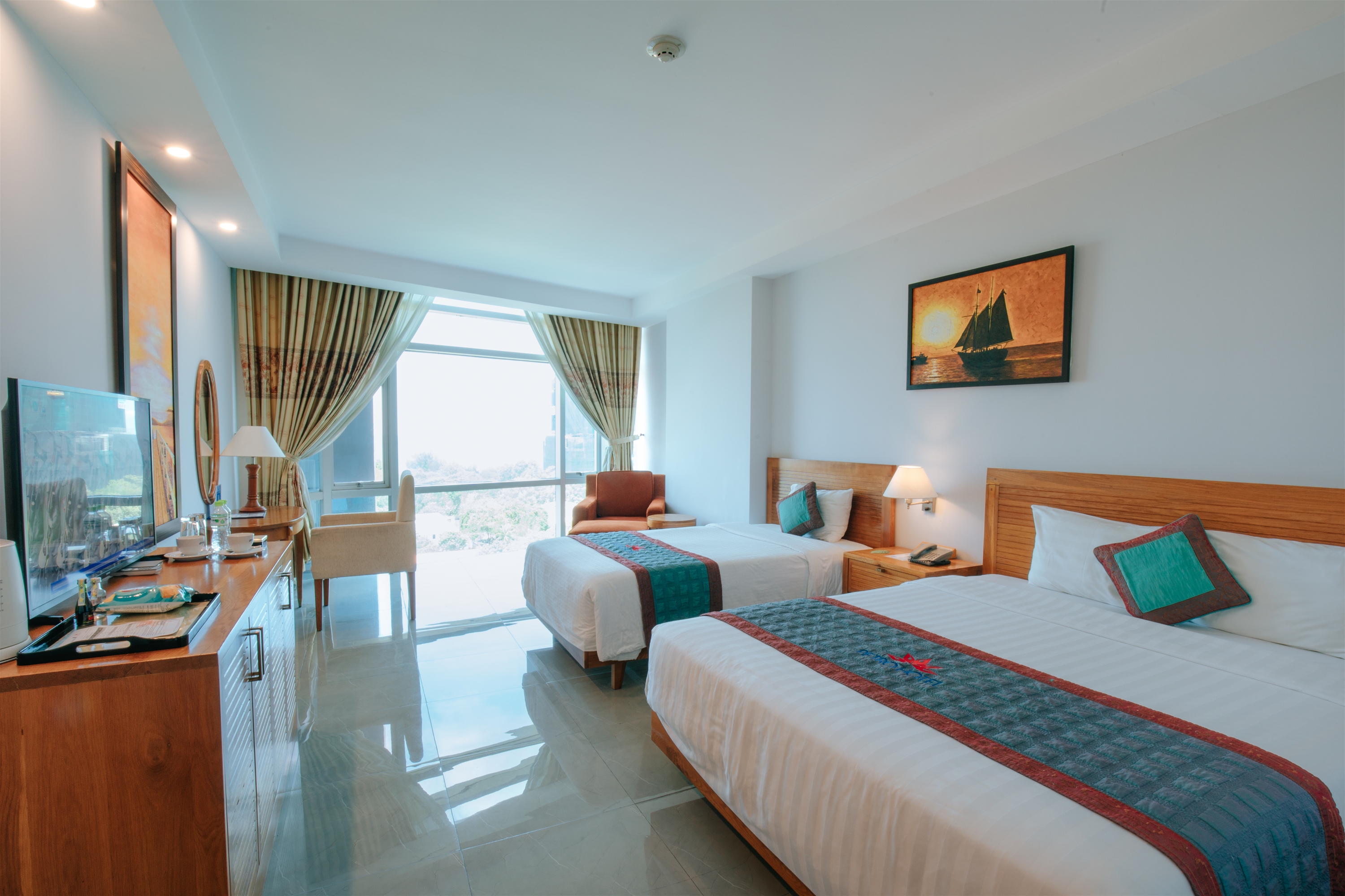 DELUXE TRIPLE ROOM 