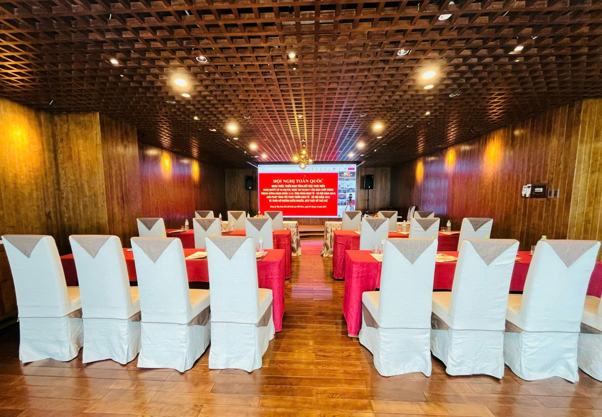 Phòng họp Vip 3