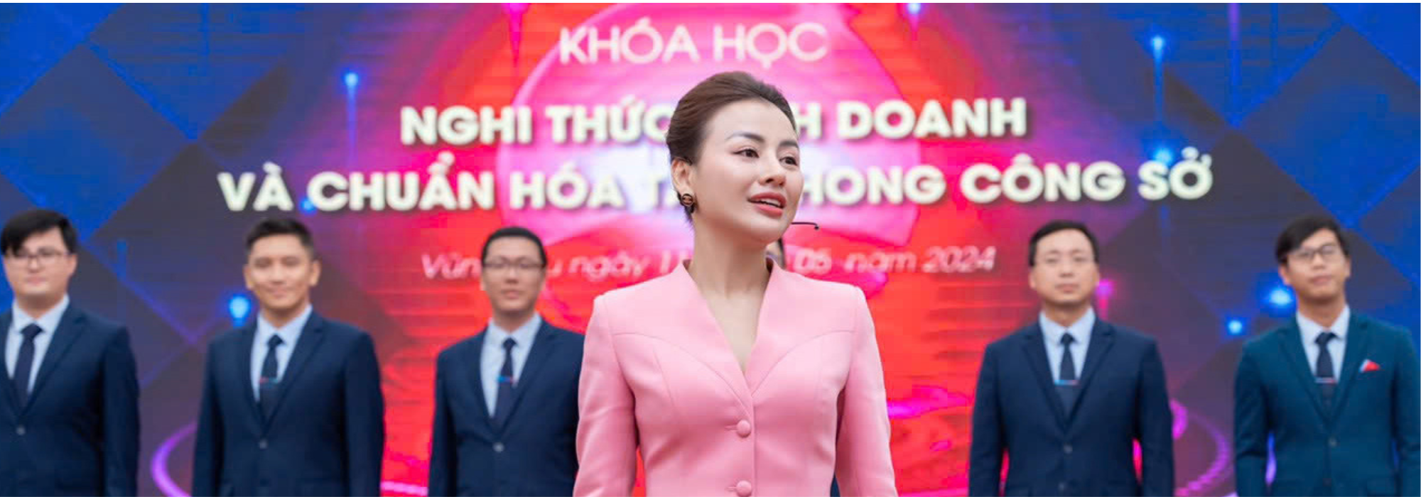 Tin Tức